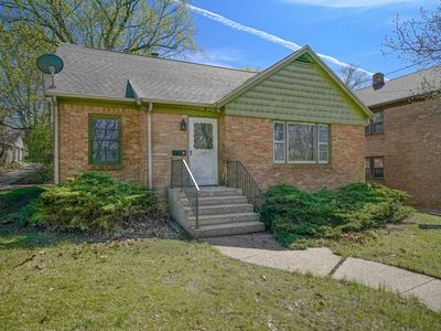 1529 Benton St, Rockford, IL, 61107