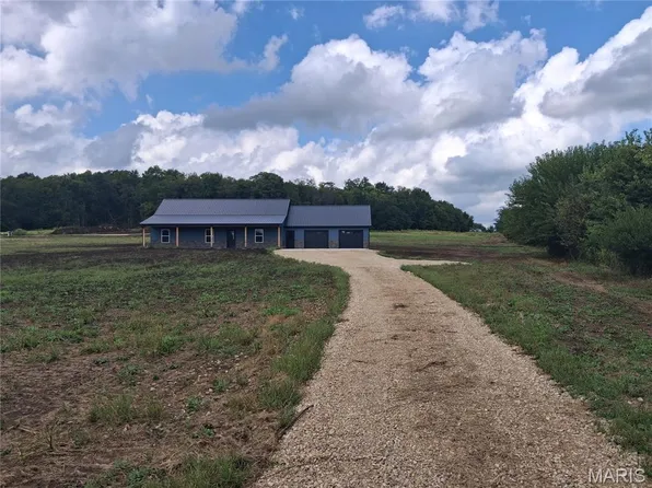 53860 Route A, New London, MO 63459