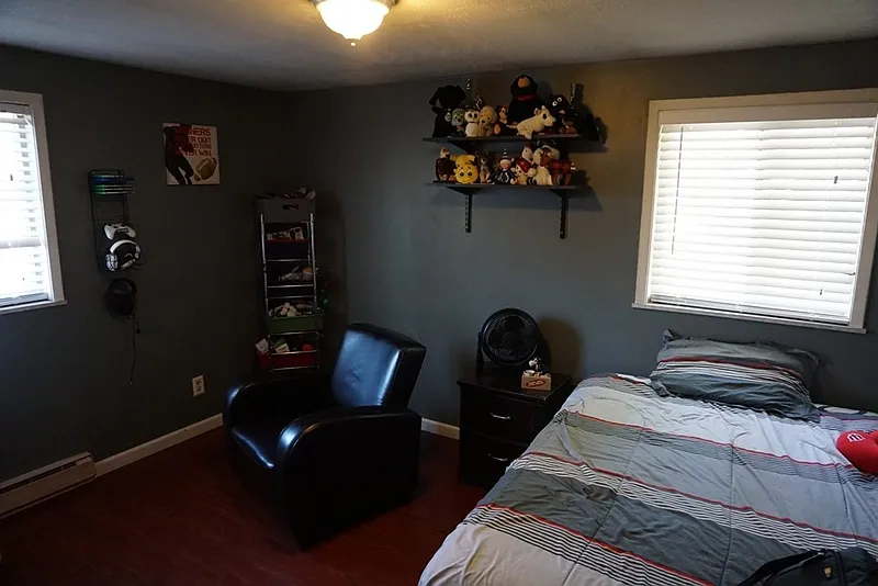 Thumbnail 12