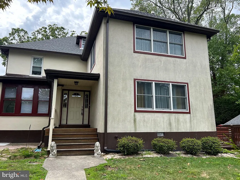 1328 Edge Hill Rd