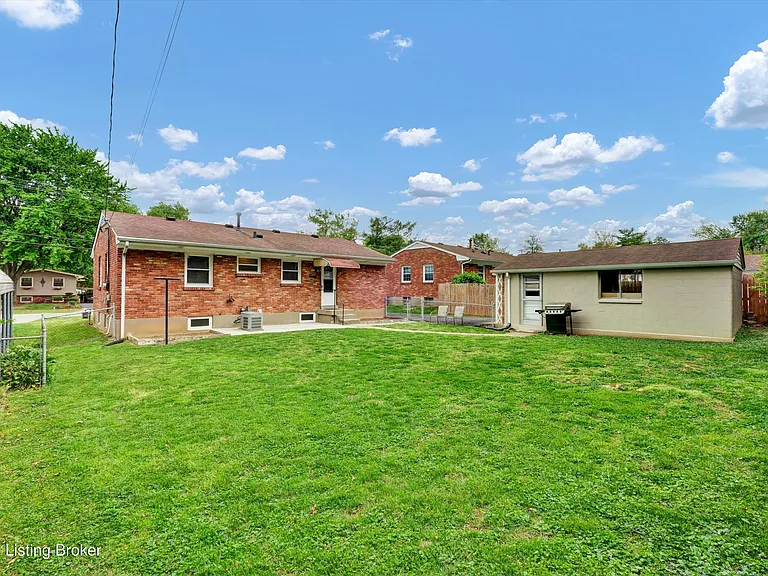 3812 Klondike Ln — Photo 35