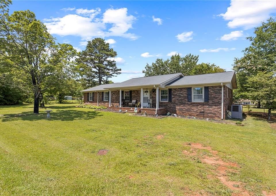 101 Crestview Rd, Easley, SC 29642 MLS 20263805 Zillow