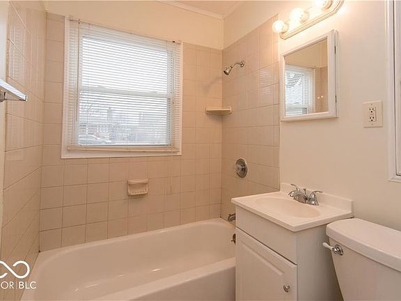 4th image of 430 N 9th St