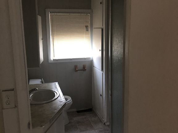 3rd image of 1205 N C St