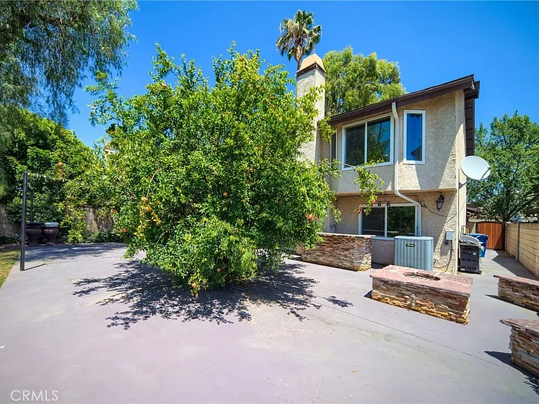 20454 Elkwood St — Photo 42