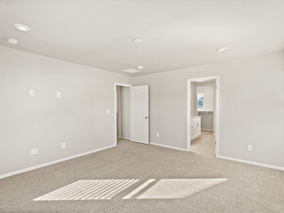 The Sloan floorplan interior image taken at a Meritage Homes community in Windsor, CO.