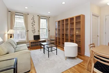 Rented by Raz Realty