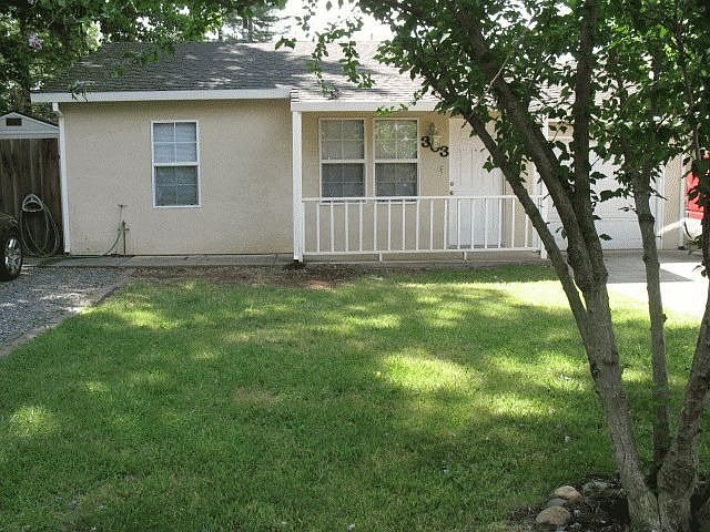 1st image of 303 Mormon St