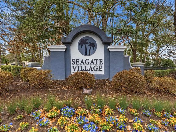 2nd image of 548 Juniper Dr. #548