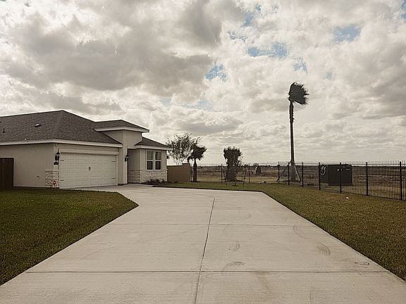 2nd image of 13700 Belle Ct