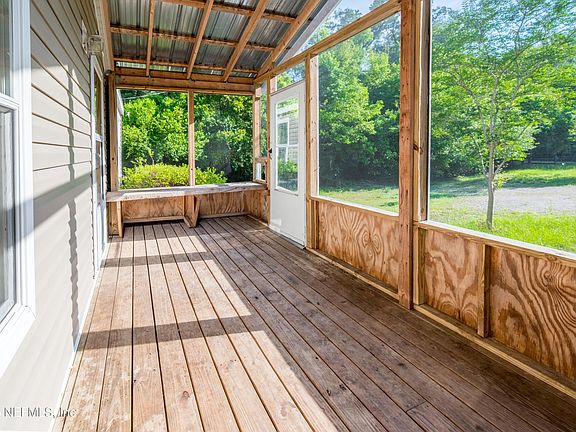 5th image of 1216 SW NEBRASKA Terrace