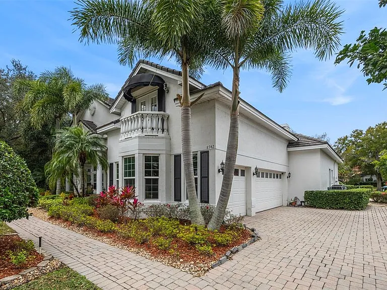 8742 Southern Breeze Dr — Photo 8
