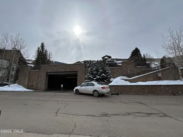 360 Gore Creek Dr APT 117, Vail, CO 81657