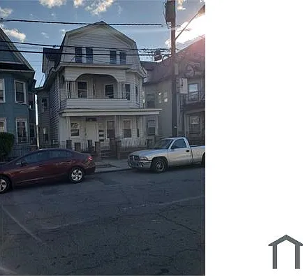 191 Woodside #3 — photo 8 of 8