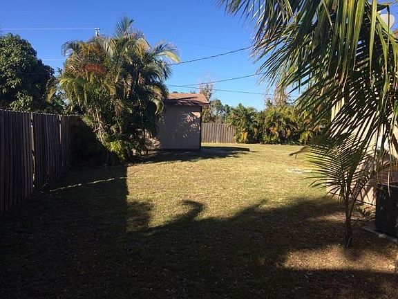 5th image of 2373 SE Luau Ave