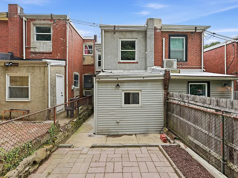 4795 Silverwood St — Photo 25