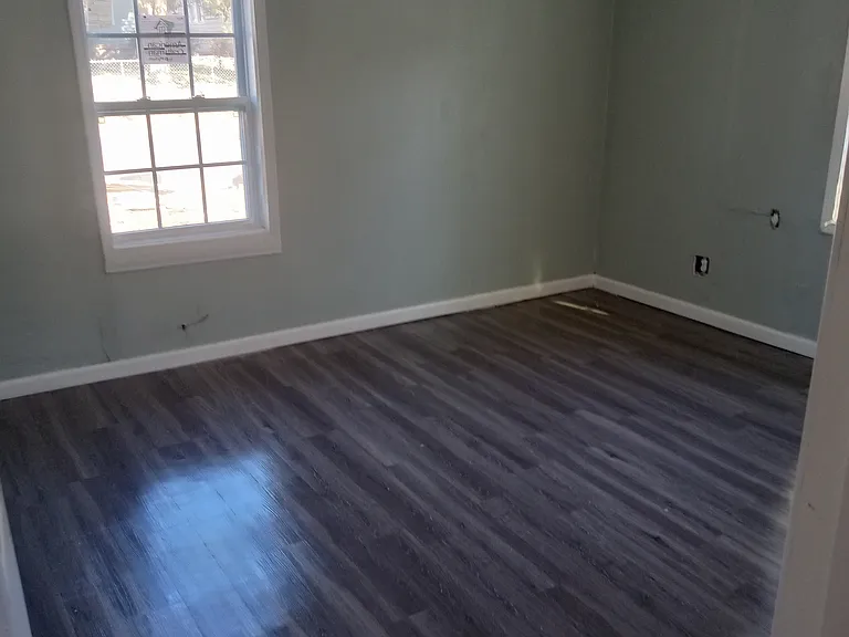 803 Richmond Ave — Photo 9