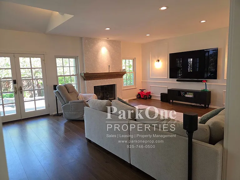 6 Westward Ln — Photo 17