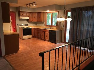 2000 Donald Ct, Lincoln, NE 68505