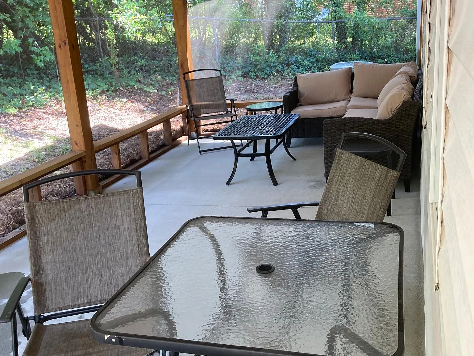 2502 Parkway Dr — Photo 1