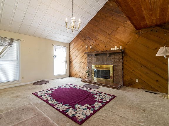 2nd image of 113 Sunnymeade Dr