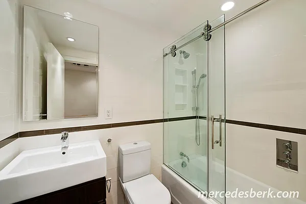 Rented by Mercedes Berk | media 10