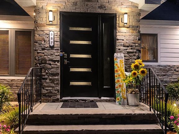 2nd image of 587 Marlboro Rd