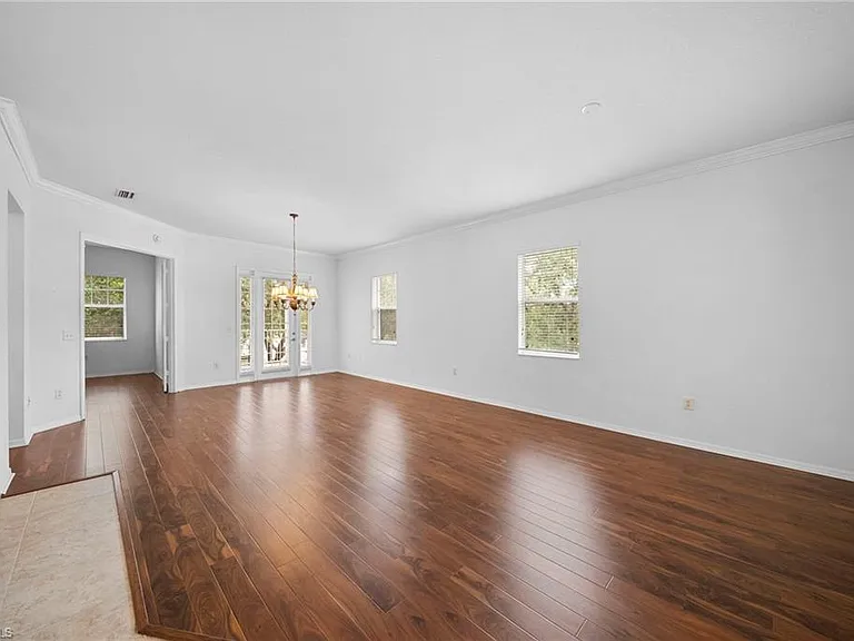 970 Peggy Cir #604 — Photo 7