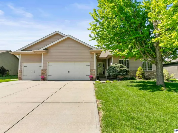 17807 Grenelefe Ave, Omaha, NE 68136