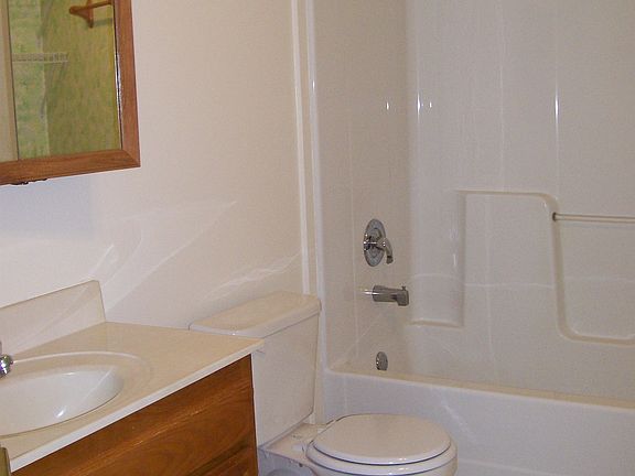 Bathroom with washer & Elec. Dryer hookups