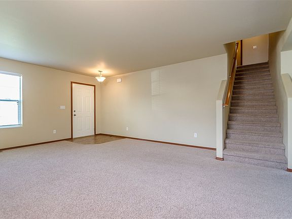 2nd image of 18113 E Knox Ave