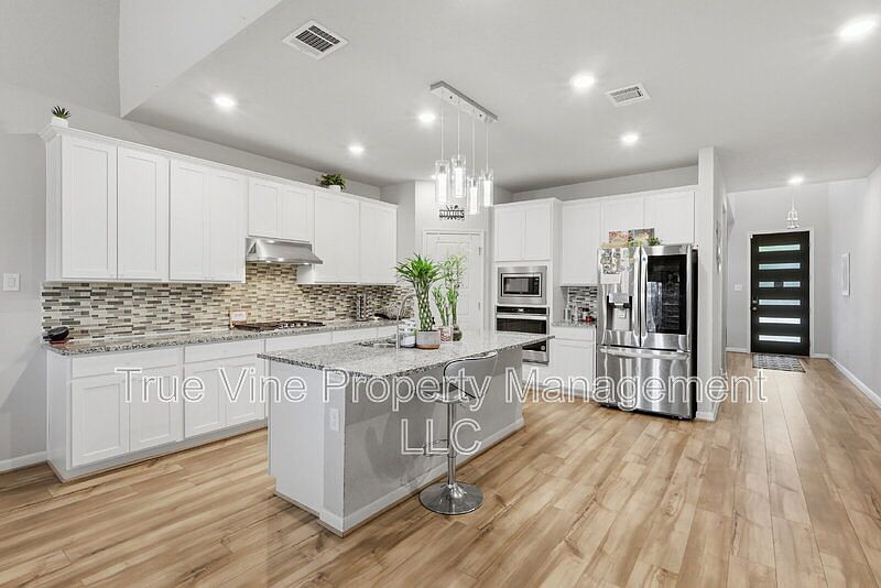 12108 Icon Rdg, San Antonio, TX 78253 | Zillow