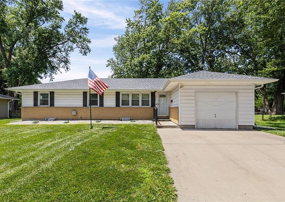 1st image of 4826 Stearns Ln