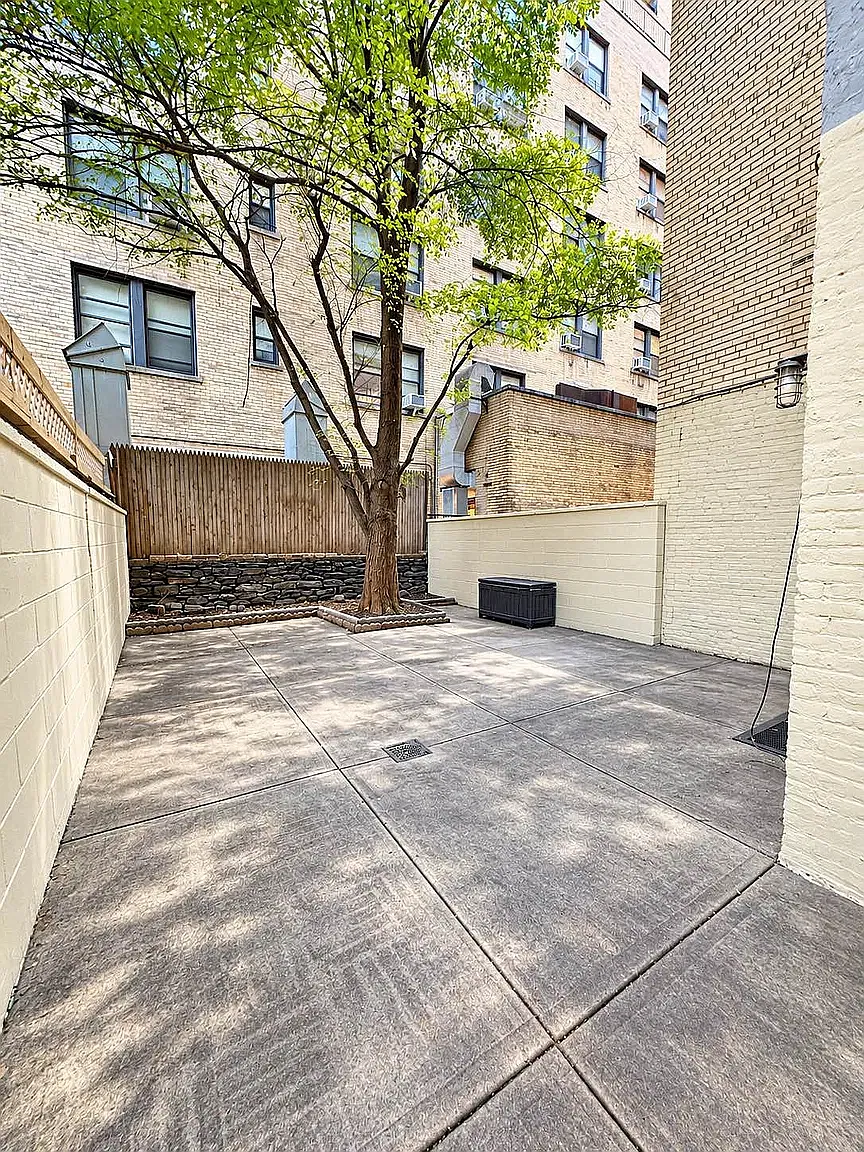 332 West 87th Street — Photo 2