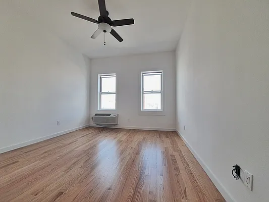 Rented by Corcoran | media 25