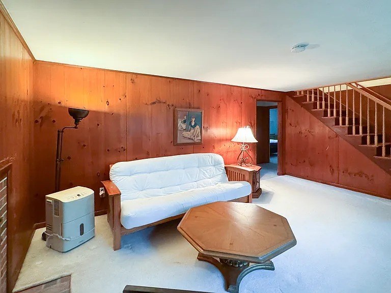 20 Shorey Rd — Photo 3