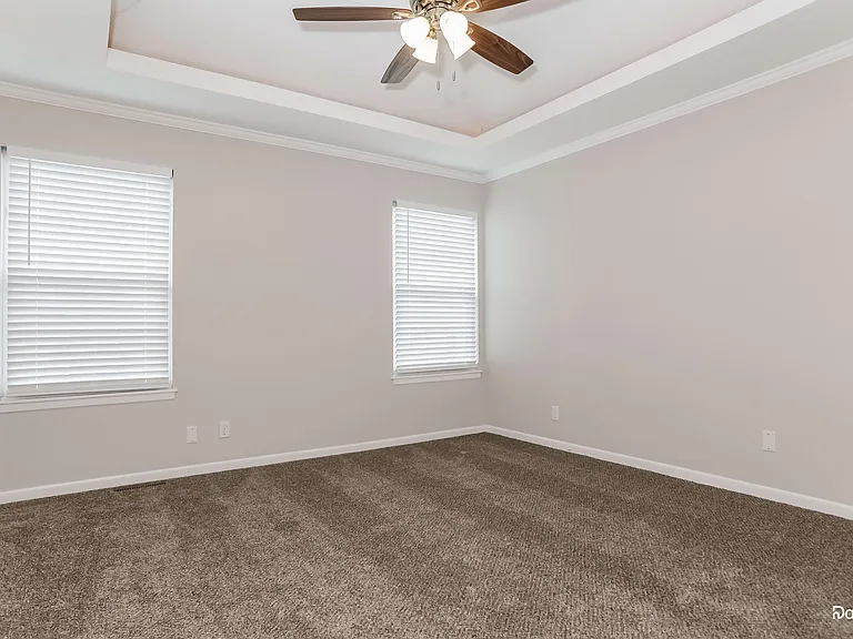 1611 Tyler Dr — Photo 8