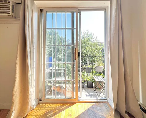 Rented by Doorway NYC, LLC | media 32