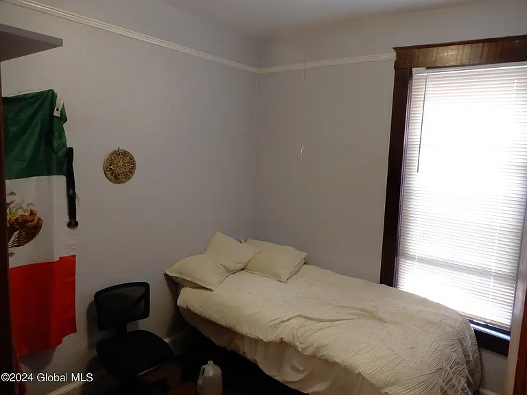 911 Jacob St #1A — Photo 8