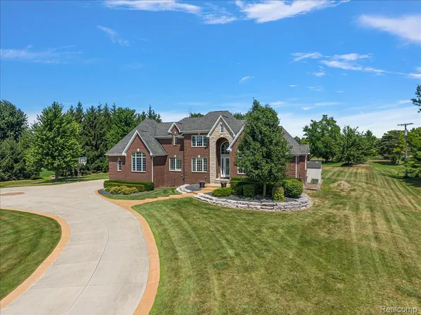 21901-31 Mile Rd, Ray, MI 48096