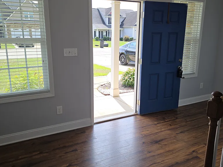 4016 Stretton Ave — Photo 2