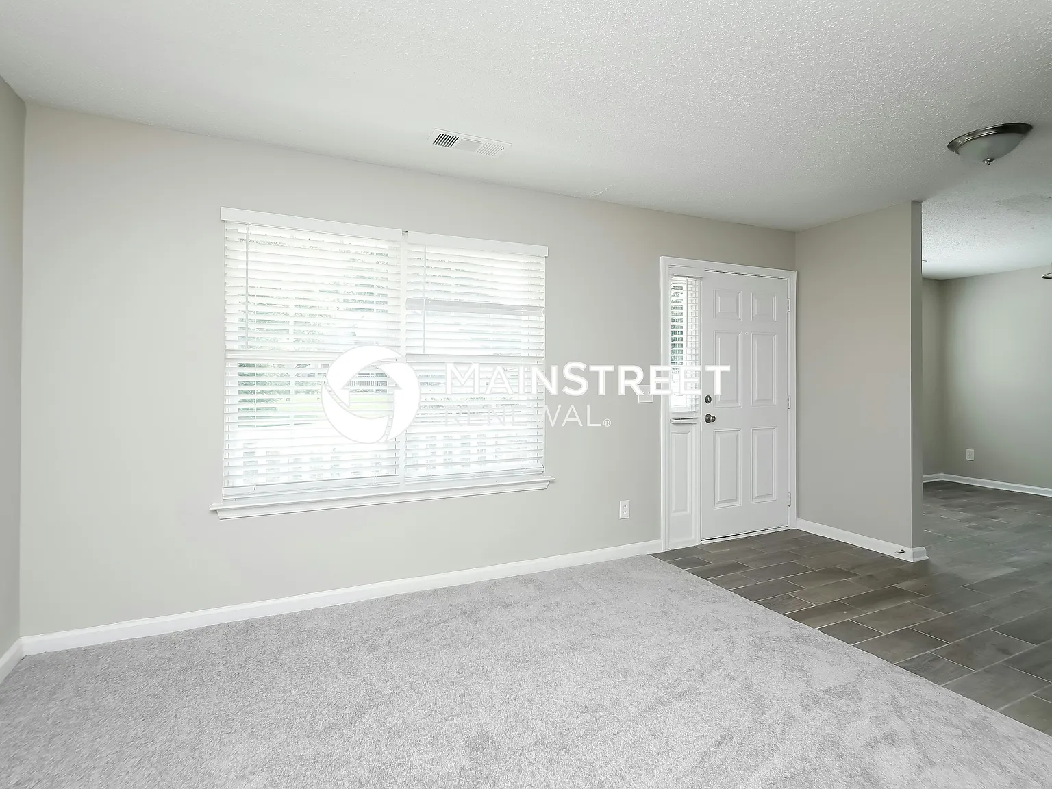 48 Walden Crossing NW — Photo 2
