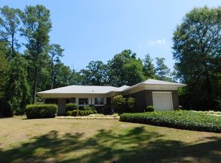 918 Sunset Dr, Greenwood, SC 29646
