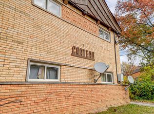 2302 W Galbraith Rd APT C1, Cincinnati, OH 45239