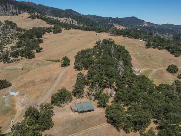6506 Mad River Rd, Mad River, CA 95552
