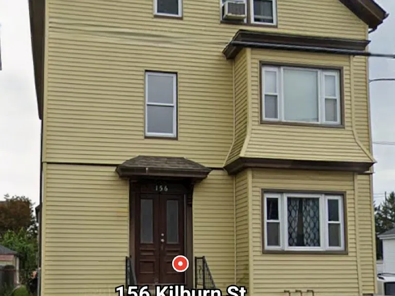 156 Kilburn St #2 — Photo 4