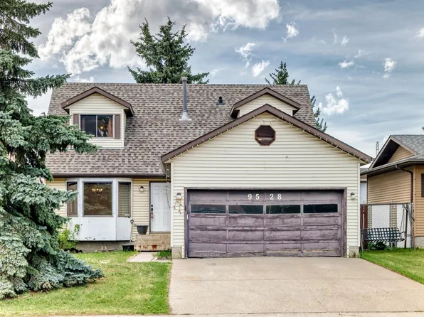 9528 189th St NW, Edmonton, AB T5T 5L3