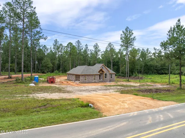3418 Rocky Branch Rd, Sumrall, MS 39482