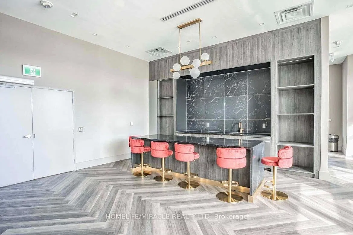 2 bed, $2,600 — Photo 1