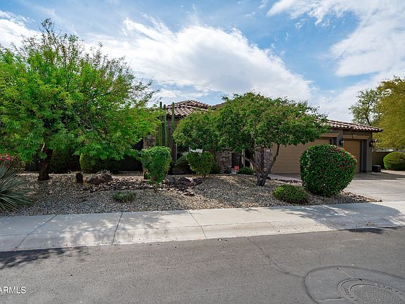 5th image of 2378 N 158TH Drive
